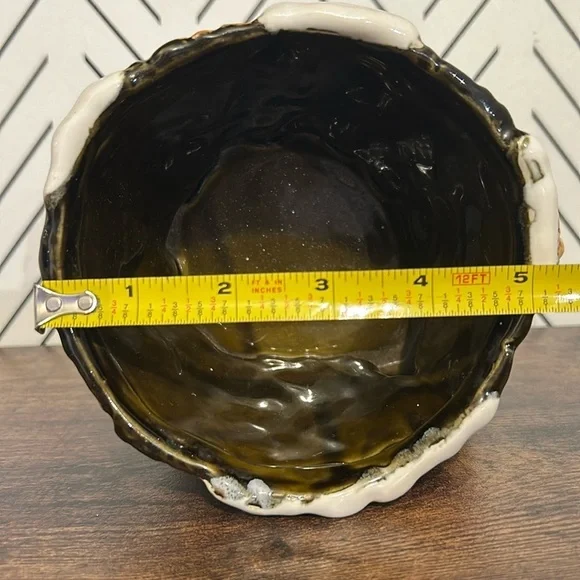 Vintage Tii Collections Winter Red Bird Cardinal Planter Pot Christmas Decor - Picture 9 of 11